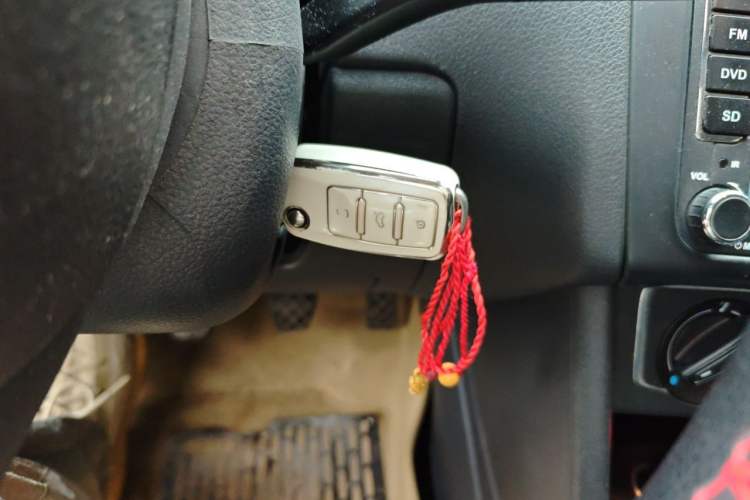 Used Volkswagen Polo 2014 1.4L Manual Comfort Edition Vehicle Key