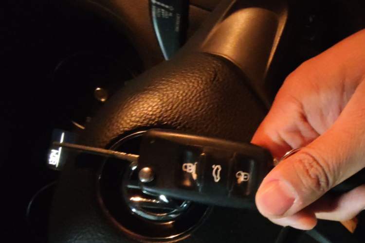 Used Volkswagen Polo 2014 1.6L Manual Comfort Edition Vehicle Key