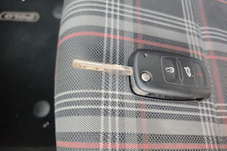Used Volkswagen Polo 2014 1.6L Automatic Luxury Edition Vehicle Key