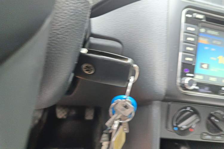 Used Volkswagen Polo 2014 1.4L Manual Fashion Edition Vehicle Key