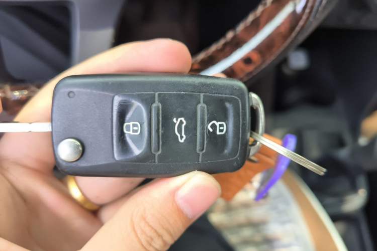 Used Volkswagen Polo 2014 1.4L Manual Fashion Edition Vehicle Key