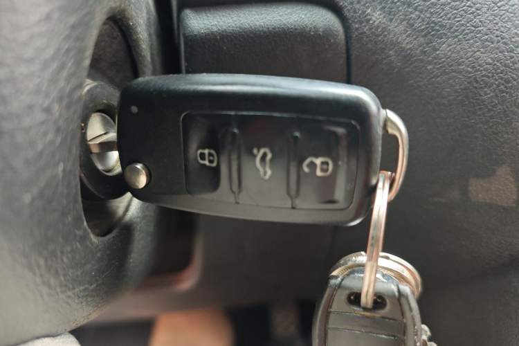 Used Volkswagen Polo 2014 1.6L Automatic Comfort Edition Vehicle Key