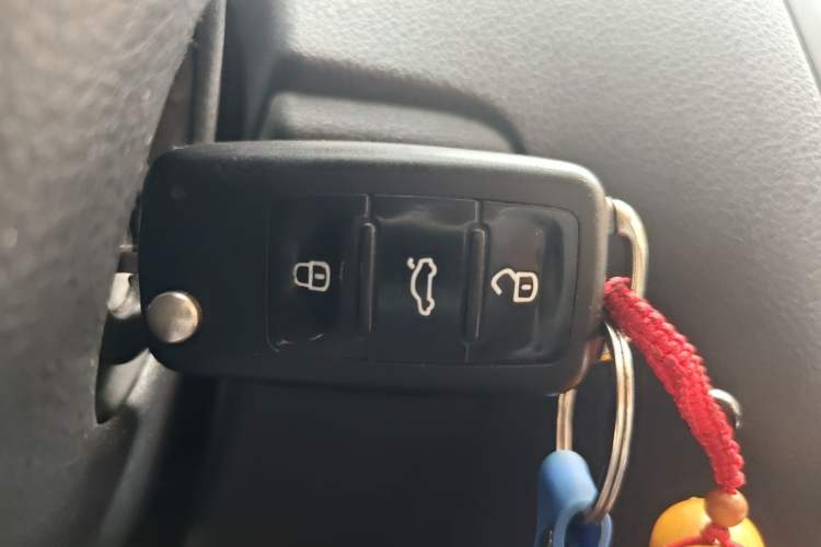 Used Volkswagen Polo 2014 1.4L Manual Fashion Edition Vehicle Key