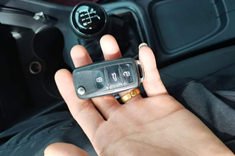 Used Volkswagen Polo 2014 1.4L Manual Fashion Edition Vehicle Key