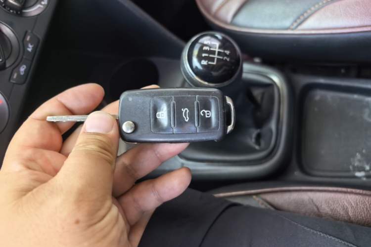 Used Volkswagen Polo 2014 1.4L Manual Fashion Edition Vehicle Key