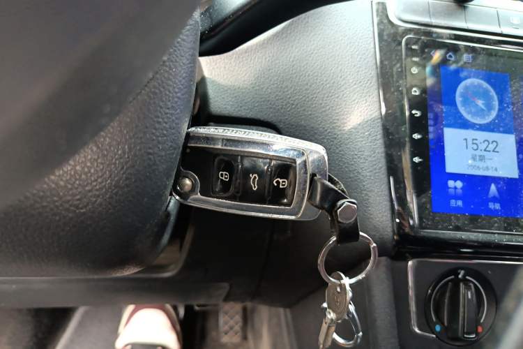 Used Volkswagen Polo 2014 1.6L Automatic Comfort Edition Vehicle Key