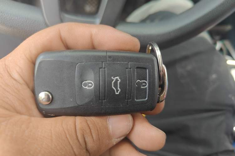 Used Volkswagen Polo 2014 1.6L Manual Comfort Edition Vehicle Key