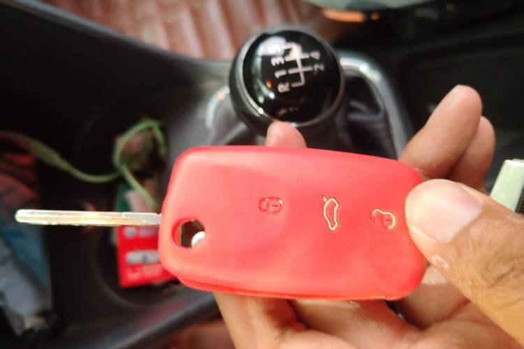 Used Volkswagen Polo 2014 1.4L Manual Comfort Edition Vehicle Key