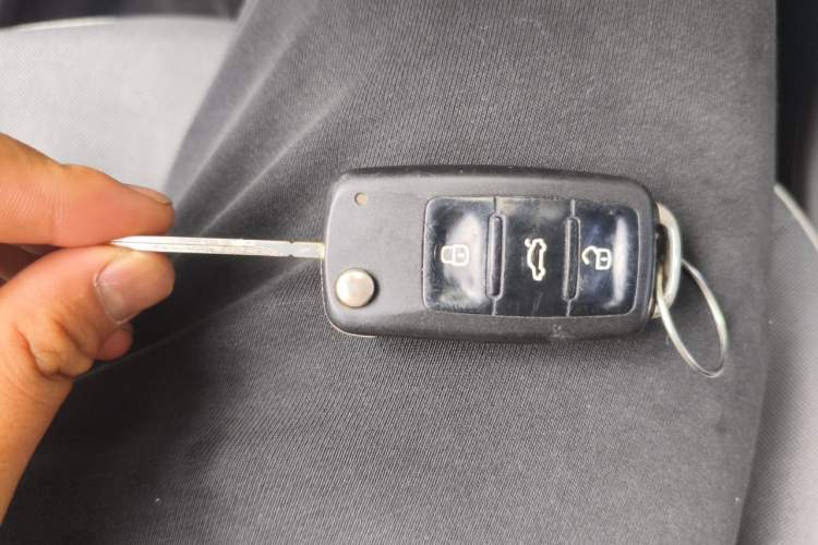 Used Volkswagen Polo 2014 1.6L Automatic Comfort Edition Vehicle Key
