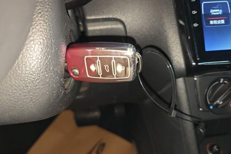 Used Volkswagen Polo 2014 1.6L Automatic Comfort Edition Vehicle Key