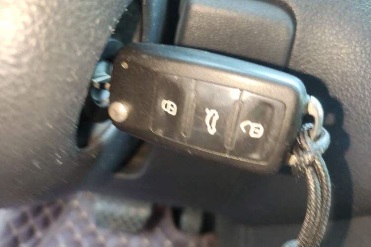 Used Volkswagen Polo 2014 1.6L Automatic Comfort Edition Vehicle Key