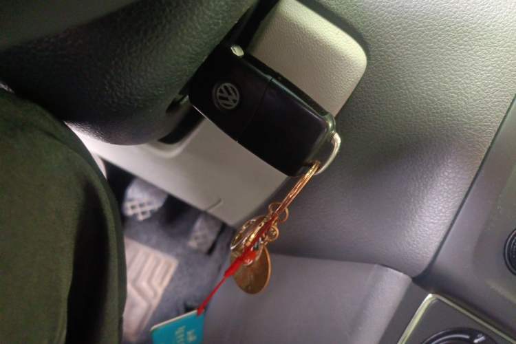 Used Volkswagen Polo 2014 1.4L Manual Comfort Edition Vehicle Key