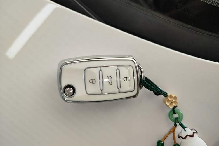 Used Volkswagen Polo 2014 1.4L Manual Fashion Edition Vehicle Key
