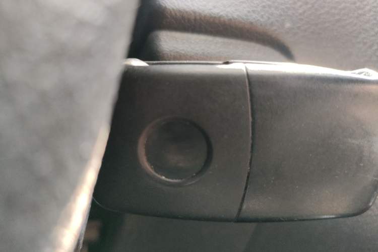 Used Volkswagen Polo 2014 1.4L Manual Fashion Edition Vehicle Key