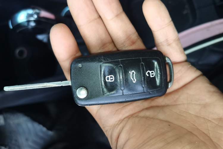 Used Volkswagen Polo 2014 1.4L Automatic Comfort Edition Vehicle Key