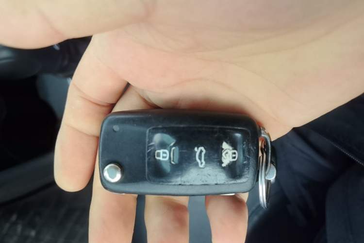 Used Volkswagen Polo 2014 1.4L Automatic Comfort Edition Vehicle Key