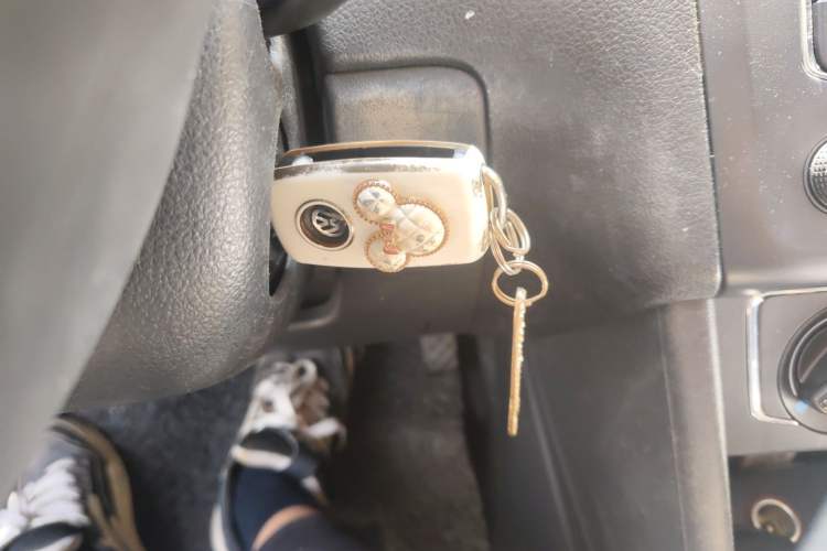 Used Volkswagen Polo 2014 1.4L Automatic Comfort Edition Vehicle Key