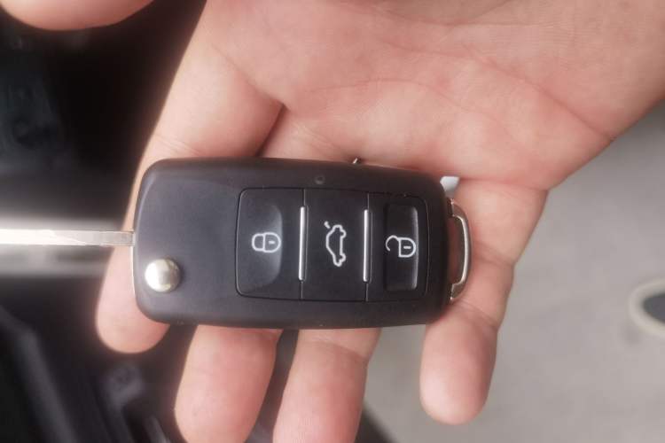 Used Volkswagen Polo 2014 1.4L Automatic Comfort Edition Vehicle Key