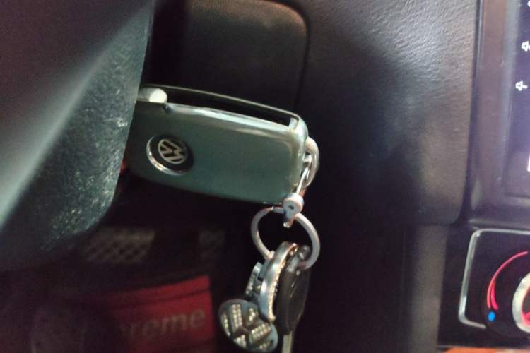 Used Volkswagen Polo 2014 1.6L Automatic 30th Anniversary Edition Vehicle Key