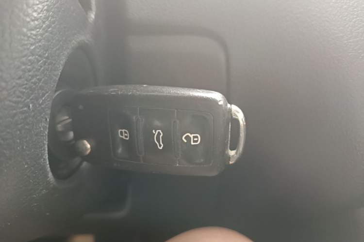 Used Volkswagen Polo 2014 1.4L Automatic Comfort Edition Vehicle Key