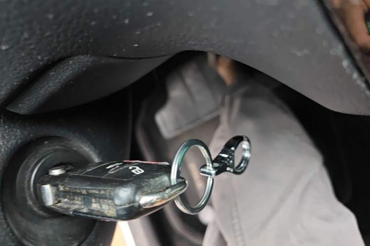 Used Volkswagen Polo 2014 1.6L Automatic Luxury Edition Vehicle Key