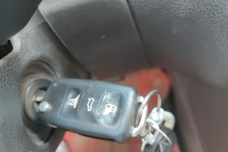 Used Volkswagen Polo 2014 1.6L Automatic Luxury Edition Vehicle Key