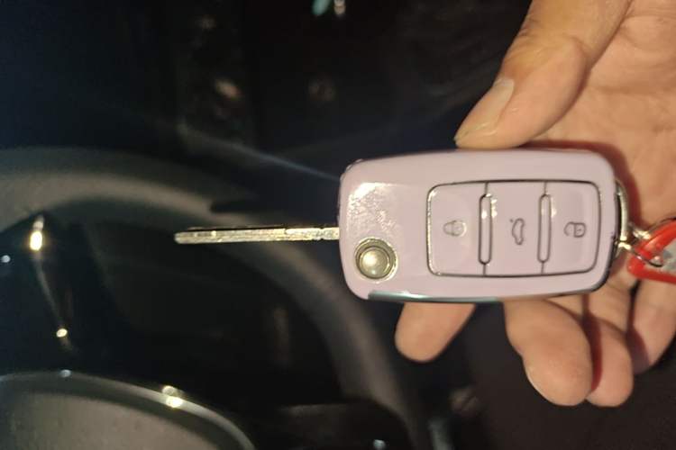 Used Volkswagen Polo 2014 1.6L Automatic Comfort Edition Vehicle Key