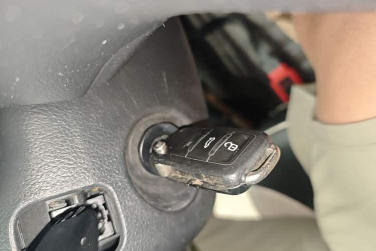 Used Volkswagen Polo 2014 1.6L Automatic Comfort Edition Vehicle Key