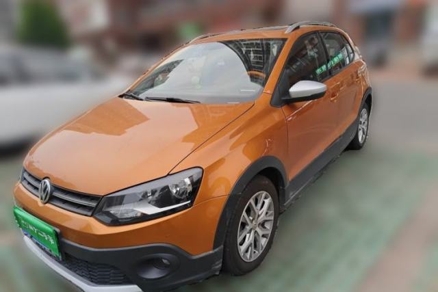 Volkswagen Polo 2014 1.6L Cross Polo Automatic usado