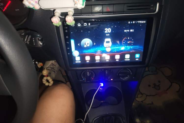 Used Volkswagen Polo 2014 1.4L Manual Fashion Edition Audio And AC Panel