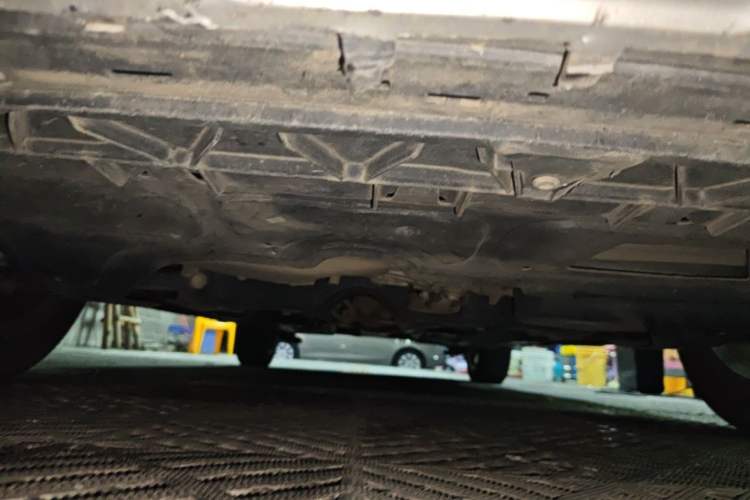 Used Volkswagen Polo 2014 1.6L Cross Polo Automatic Chassis Front