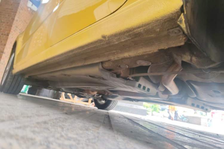 Used Volkswagen Polo 2014 1.6L Automatic Comfort Edition Chassis Rear Left