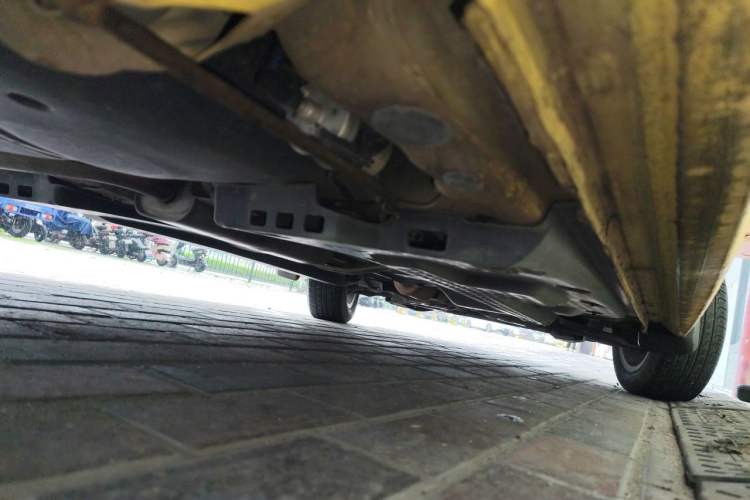Used Volkswagen Polo 2014 1.6L Automatic Comfort Edition Chassis Rear Right