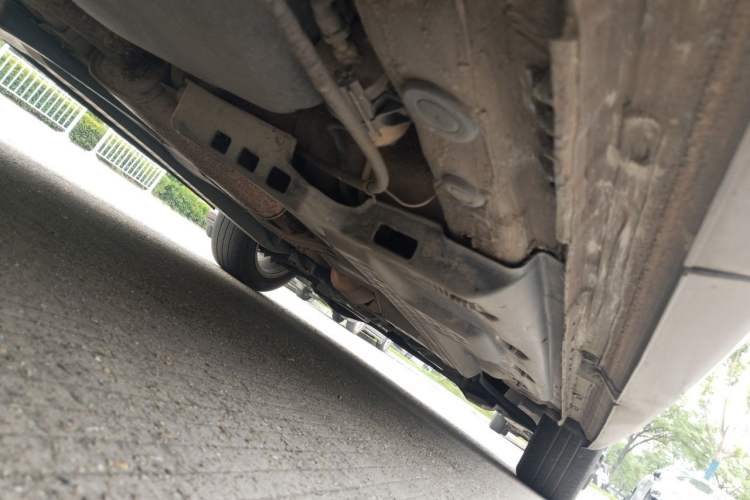 Used Volkswagen Polo 2014 1.6L Cross Polo Automatic Chassis Rear Right