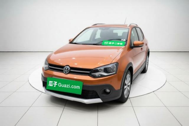 Volkswagen Polo 2014 1.6L Cross Polo Automatic d’occasion