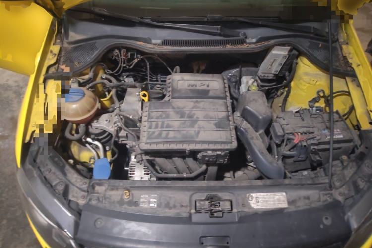 Used Volkswagen Polo 2014 1.4L Manual Fashion Edition Engine Bay