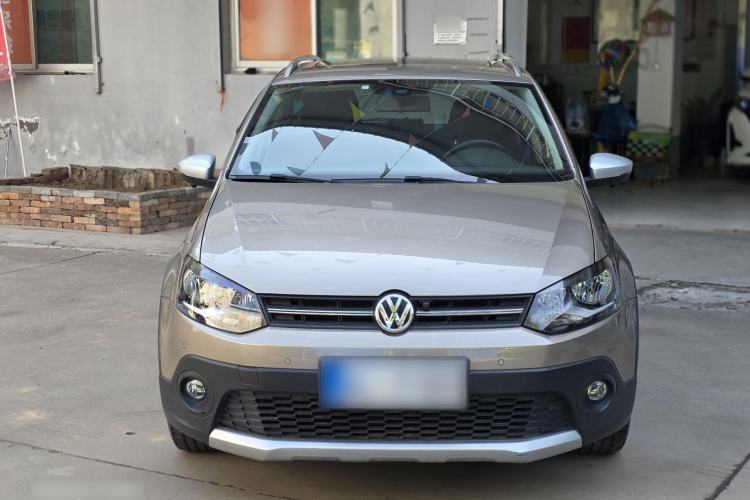 Used Volkswagen Polo 2014 1.6L Cross Polo Automatic Exterior 1