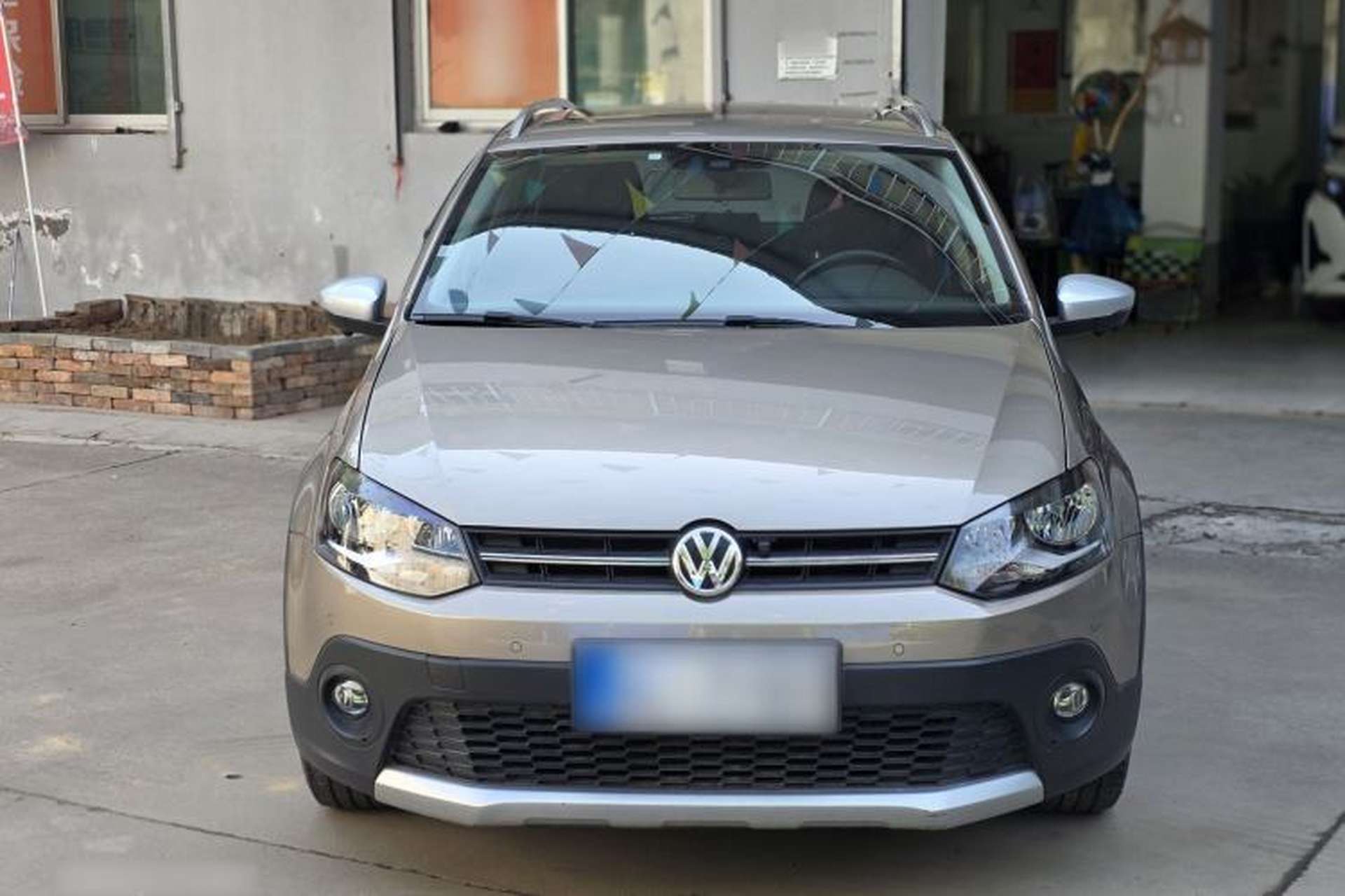 Used Volkswagen Polo 2014 1.6L Cross Polo Automatic Exterior 1