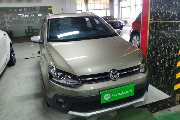 Used Volkswagen Polo 2014 1.6L Cross Polo Automatic Exterior 1