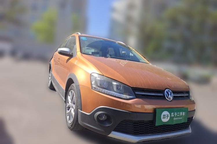 Used Volkswagen Polo 2014 1.6L Cross Polo Automatic Exterior 2