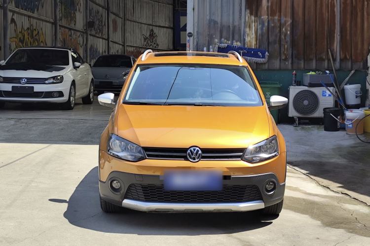 Used Volkswagen Polo 2014 1.6L Cross Polo Automatic Exterior 4