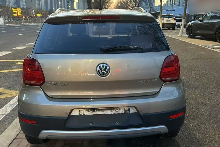 Used Volkswagen Polo 2014 1.6L Cross Polo Automatic Exterior 4