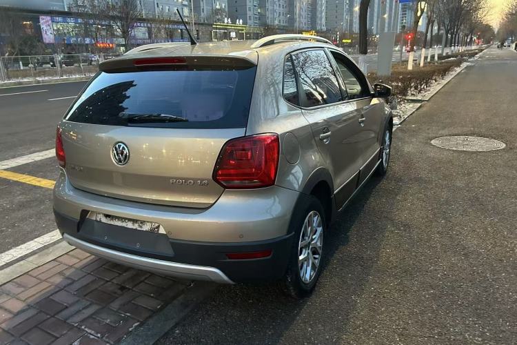 Used Volkswagen Polo 2014 1.6L Cross Polo Automatic Exterior 5