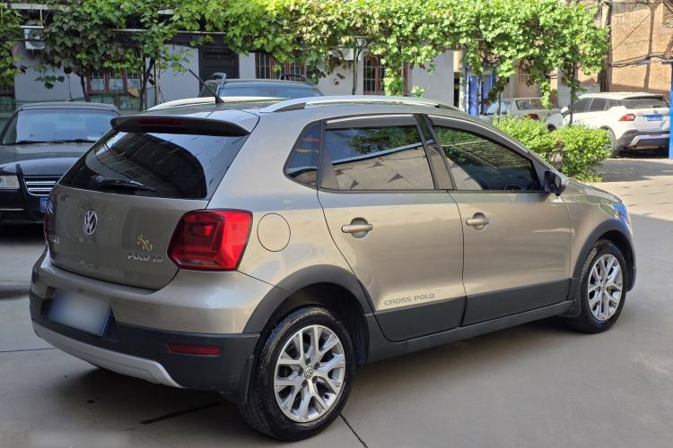 Used Volkswagen Polo 2014 1.6L Cross Polo Automatic Exterior 8