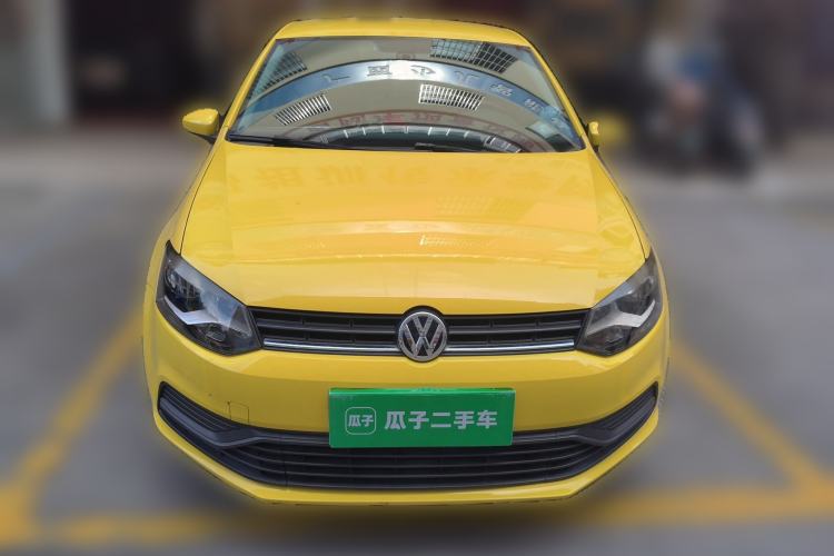 Used Volkswagen Polo 2014 1.4L Manual Fashion Edition Front