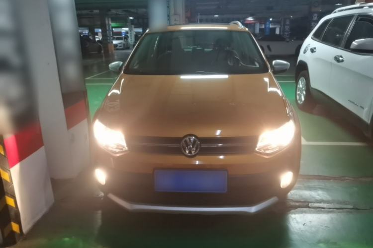 Used Volkswagen Polo 2014 1.6L Cross Polo Automatic Front