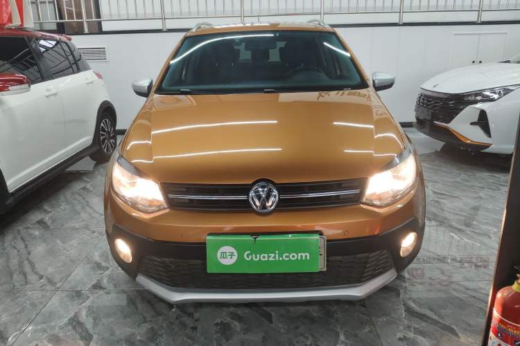Used Volkswagen Polo 2014 1.6L Cross Polo Automatic Front