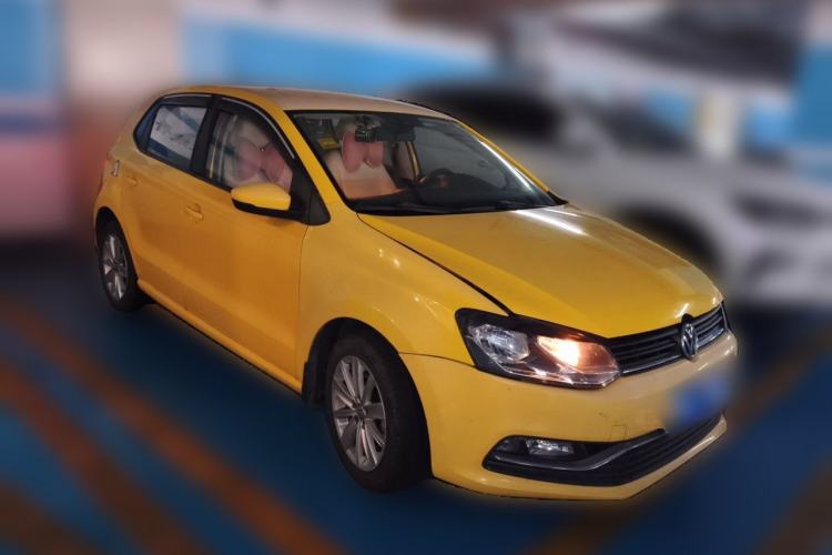 Used Volkswagen Polo 2014 1.6L Automatic 30th Anniversary Edition Front Right 45 Deg