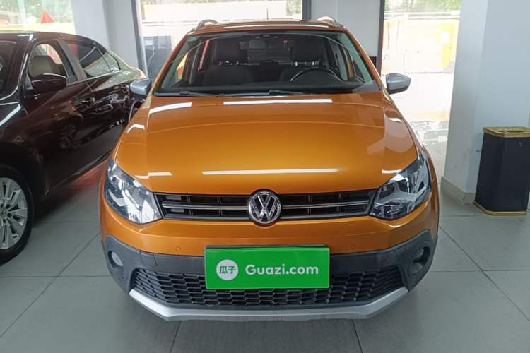 Used Volkswagen Polo 2014 1.6L Cross Polo Automatic Front