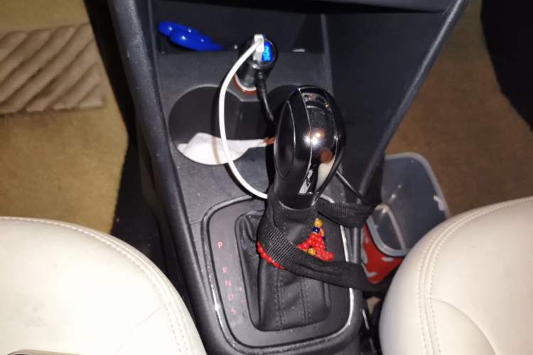 Used Volkswagen Polo 2014 1.6L Automatic 30th Anniversary Edition Gear Lever